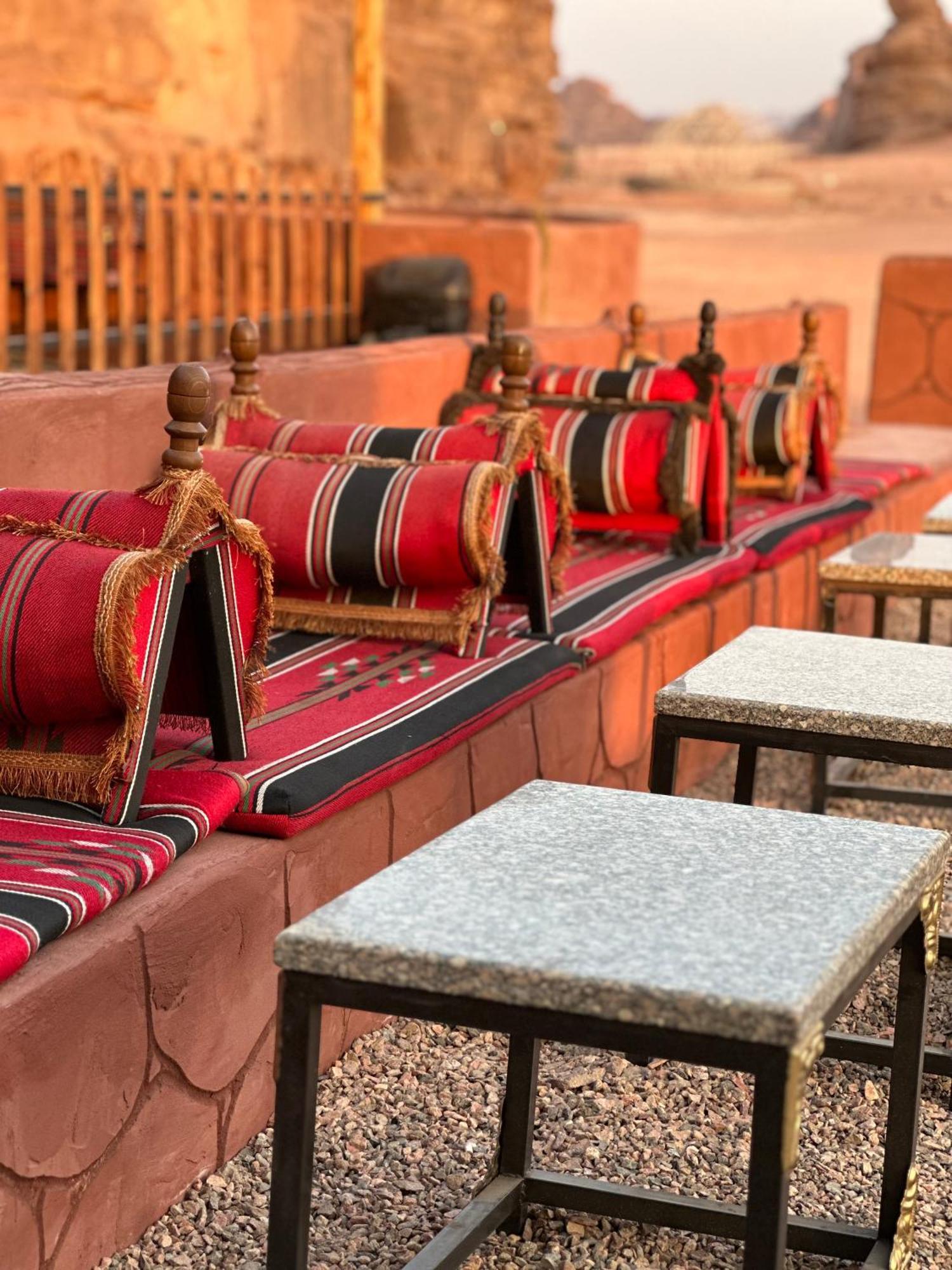 Wadi Rum Star Camp エクステリア 写真
