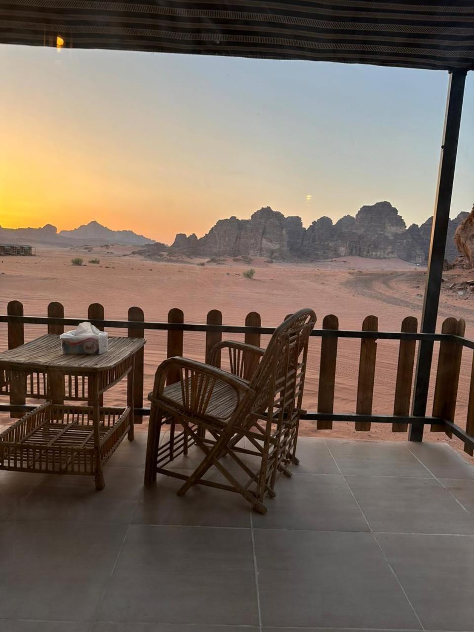 Wadi Rum Star Camp エクステリア 写真